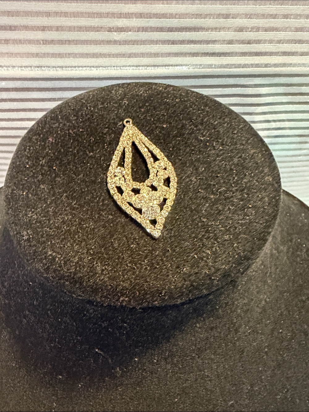 Silver Filigree Teardrop Pendant - Elegant Women’s Jewelry